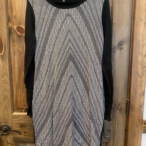 Mossimo Supply Co. Black and Gray Patterned Long Sleeve Dress